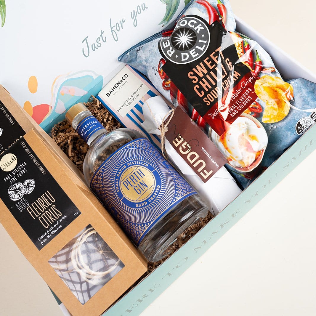 Gin & Nibbles Gift Hamper